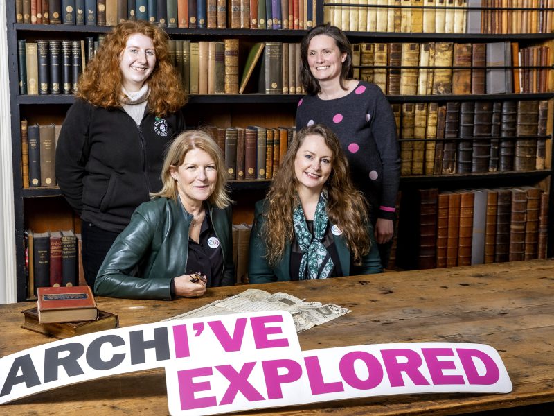 "The Two Amys" from Marshs Library (standing) with Flor MacCarthy (ARA Ireland EYA Ambassador 2021) and Niamh Ní Charra (ARA Ireland Communications and Campaigns Officer), © Marc O'Sullivan