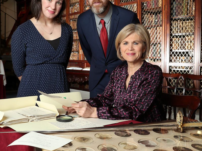 Joanne Carroll (ARA Ireland Campaigns Officer), Gerard Byrne (ARA Ireland Chair), Anne Cassin EYA 2018 Ambassador